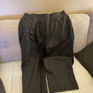 Mondetta Black Relaxed Fit Pants